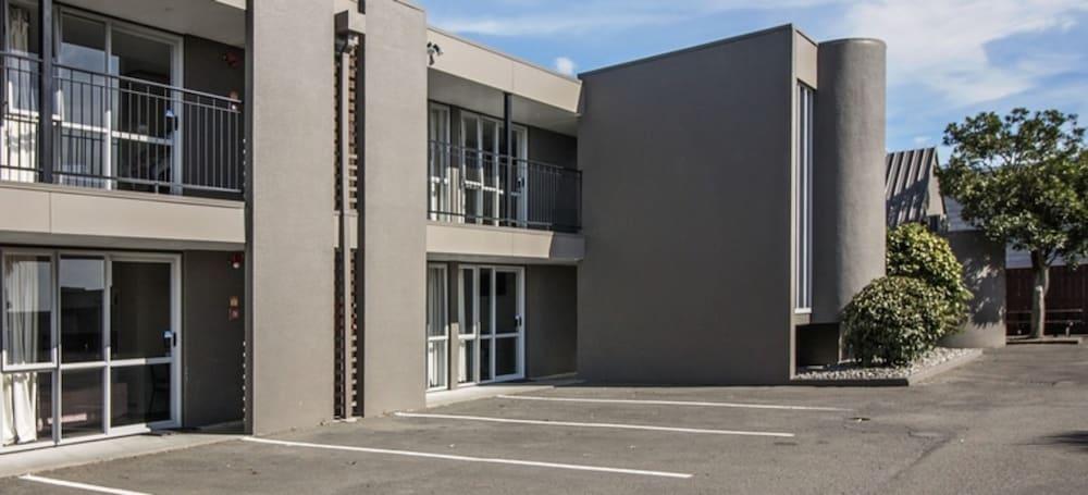 Aspree Motor Inn Palmerston North Exterior photo